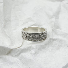 Load image into Gallery viewer, Bubble Ring #2