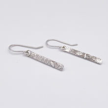 Load image into Gallery viewer, Delicate Sand Texture Dangle Earrings