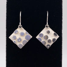 Load image into Gallery viewer, Rising Bubble Diamond Earrings