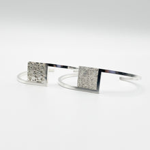 Load image into Gallery viewer, Sidestep Breeze Cuff Bracelet