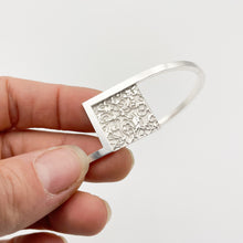 Load image into Gallery viewer, Sidestep Breeze Cuff Bracelet