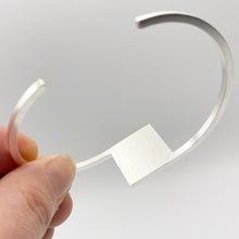 Load image into Gallery viewer, Sidestep Breeze Cuff Bracelet