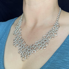 Load image into Gallery viewer, Show Stopper Necklace