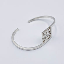 Load image into Gallery viewer, Sidestep Bubble Cuff Bracelet
