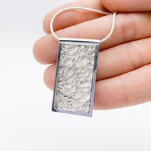 Load image into Gallery viewer, Generous &#39;Breeze&#39; Pendant
