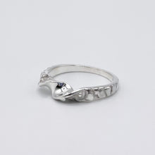 Load image into Gallery viewer, Tapered Twist Ring with Granite Texture
