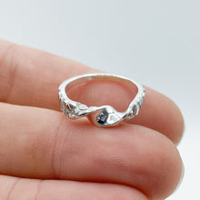 Load image into Gallery viewer, Tapered Twist Ring with Granite Texture
